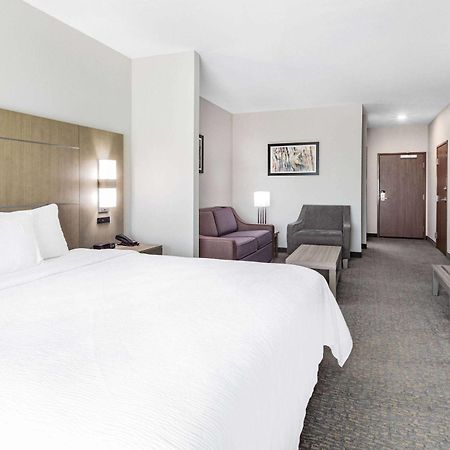 La Quinta Inn & Suites By Wyndham Jackson-Cape Girardeau מראה חיצוני תמונה