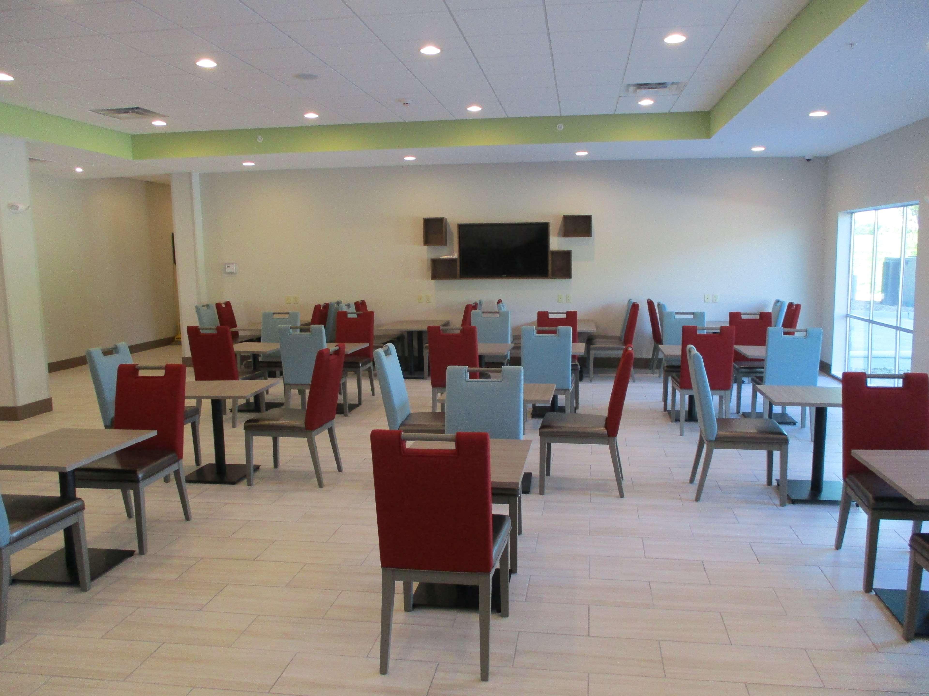 La Quinta Inn & Suites By Wyndham Jackson-Cape Girardeau מראה חיצוני תמונה