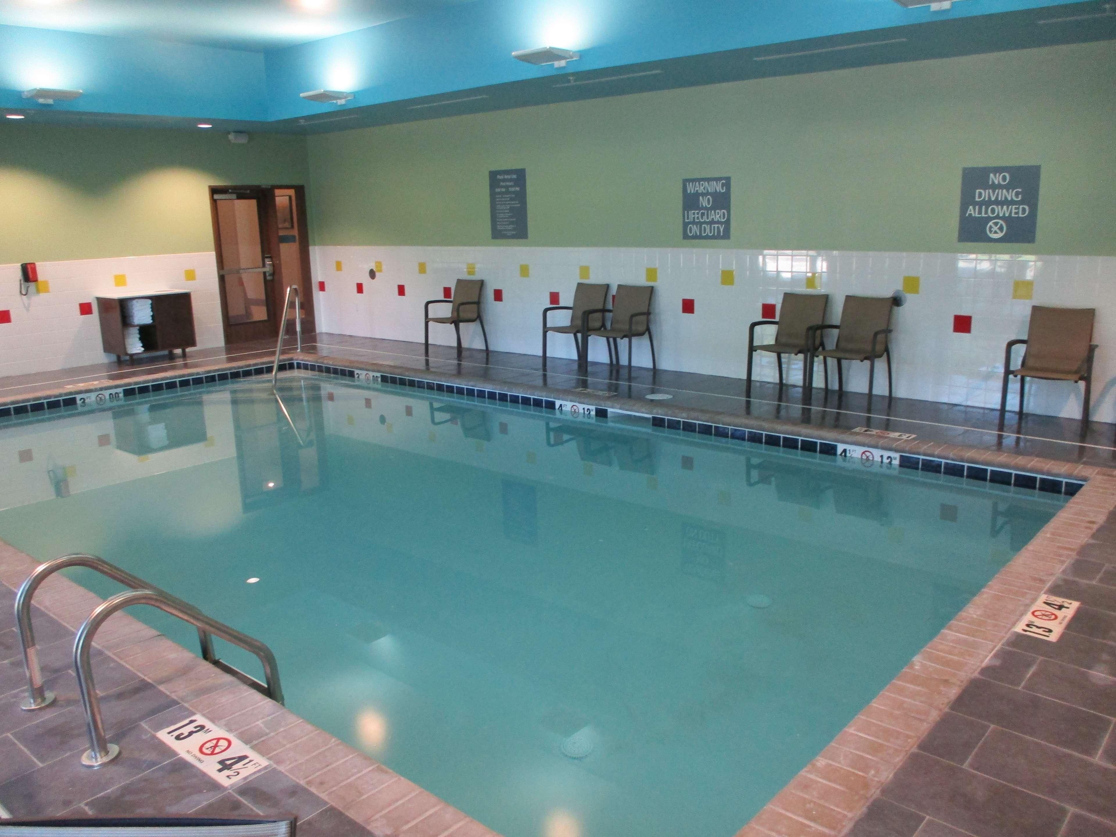 La Quinta Inn & Suites By Wyndham Jackson-Cape Girardeau מראה חיצוני תמונה