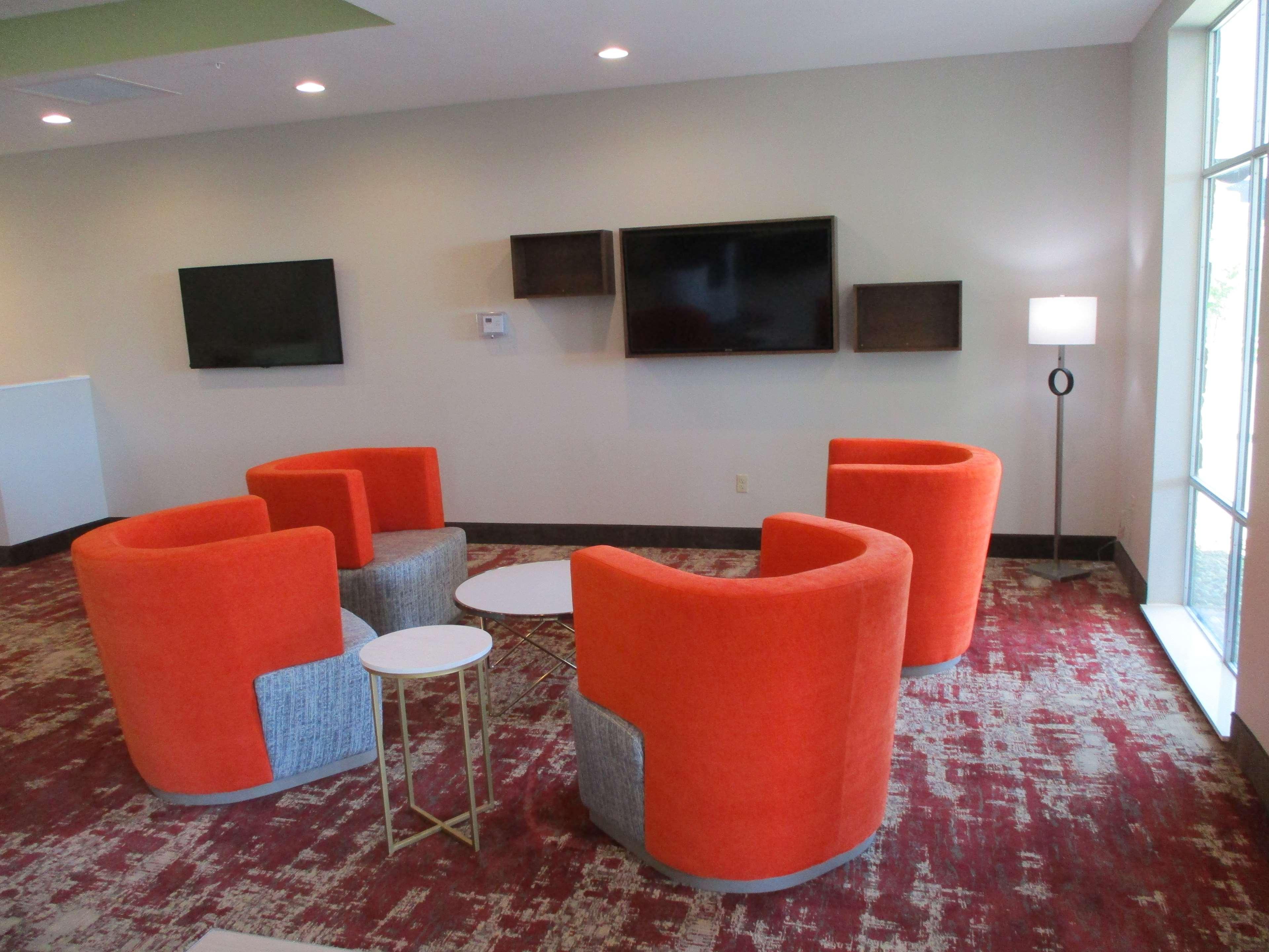 La Quinta Inn & Suites By Wyndham Jackson-Cape Girardeau מראה חיצוני תמונה