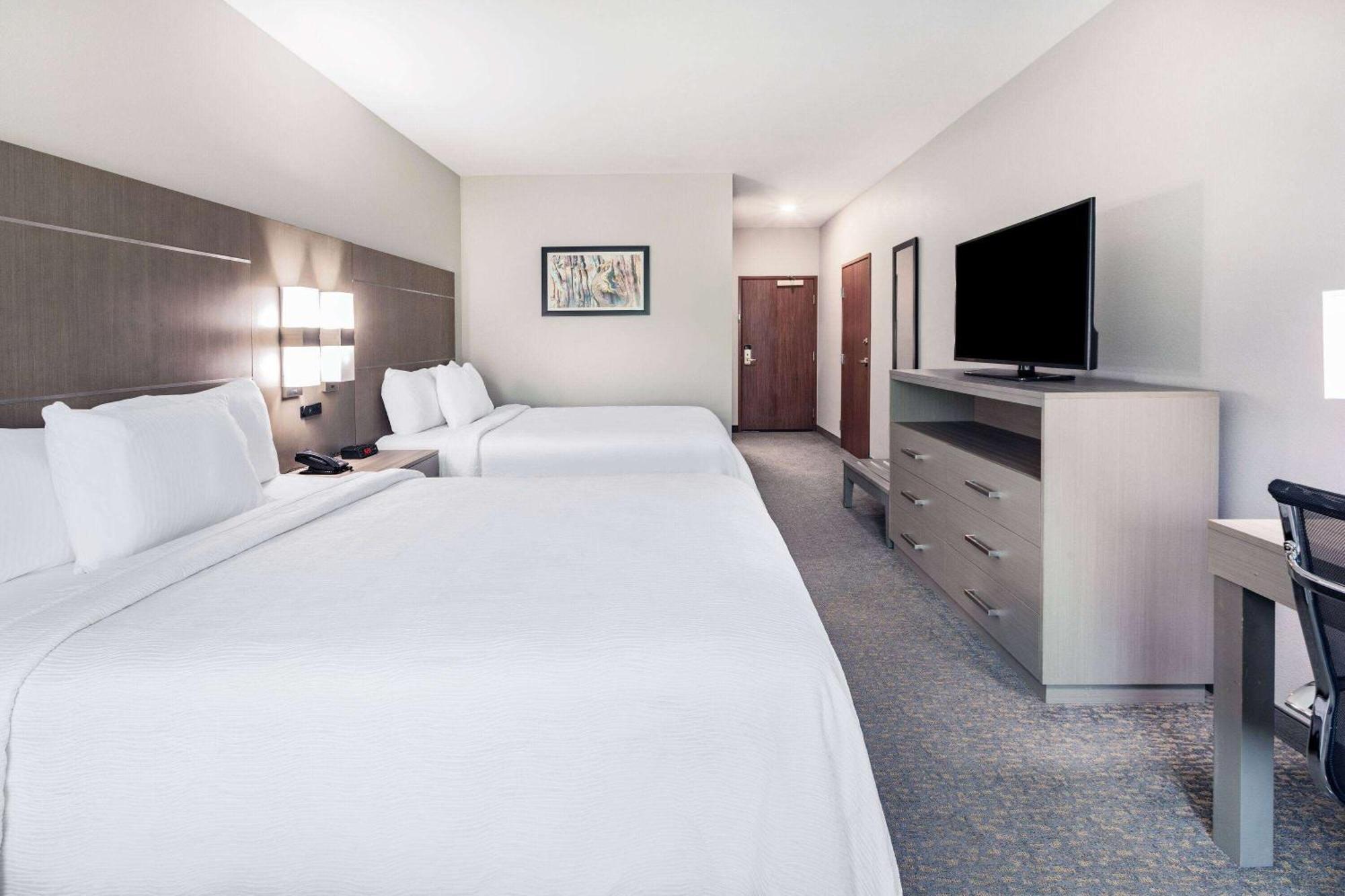 La Quinta Inn & Suites By Wyndham Jackson-Cape Girardeau מראה חיצוני תמונה