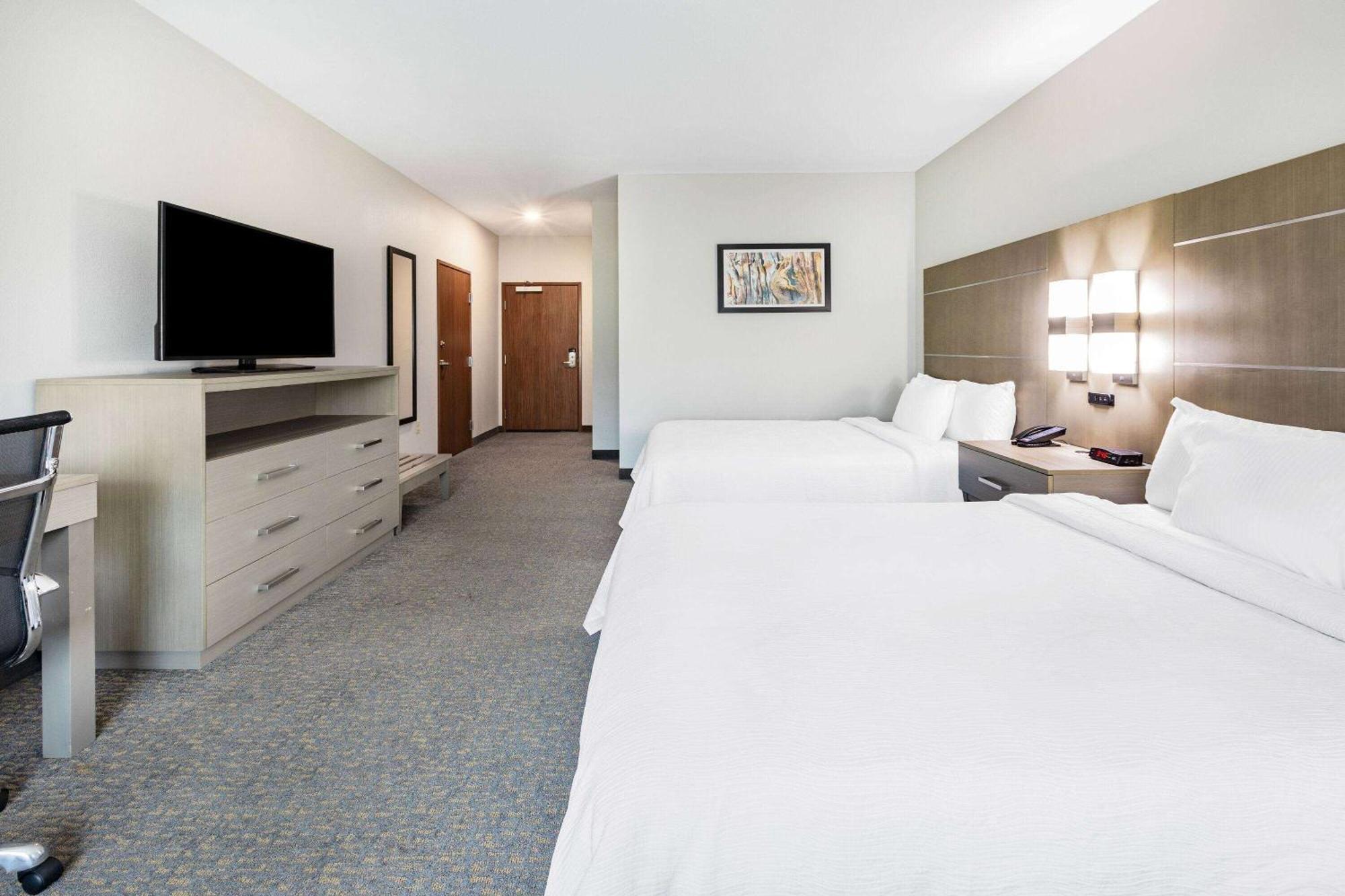 La Quinta Inn & Suites By Wyndham Jackson-Cape Girardeau מראה חיצוני תמונה