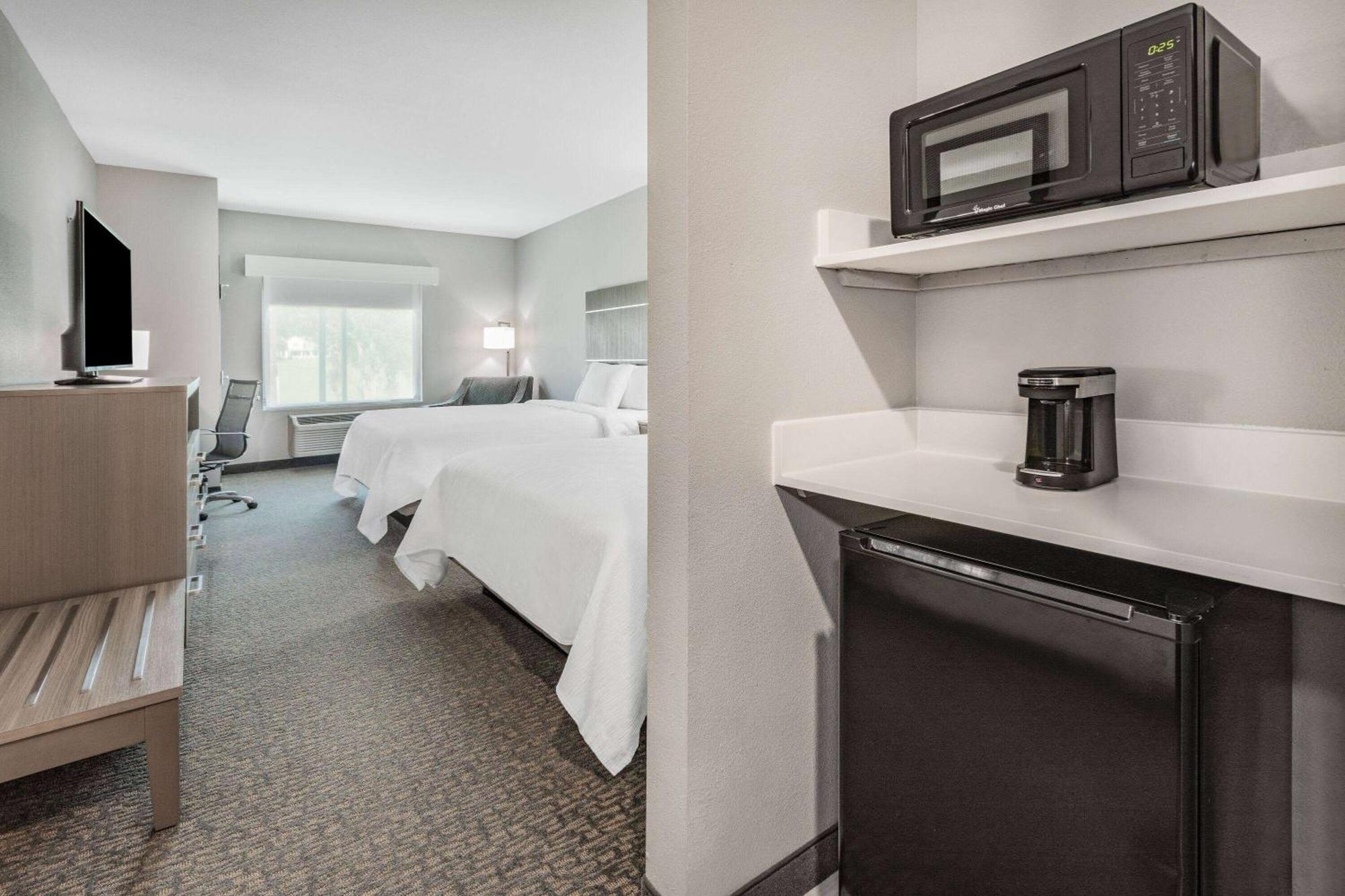 La Quinta Inn & Suites By Wyndham Jackson-Cape Girardeau מראה חיצוני תמונה
