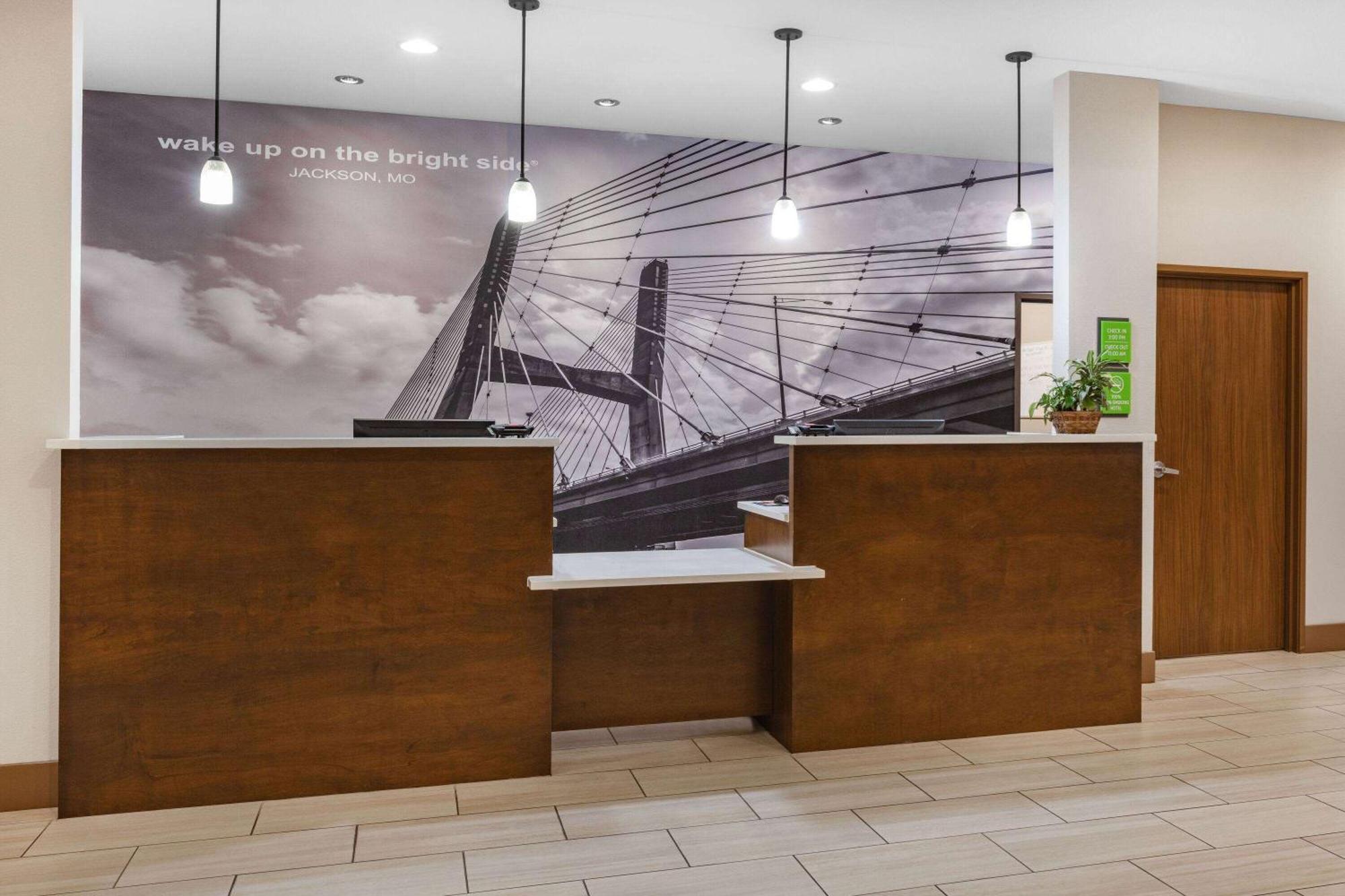 La Quinta Inn & Suites By Wyndham Jackson-Cape Girardeau מראה חיצוני תמונה